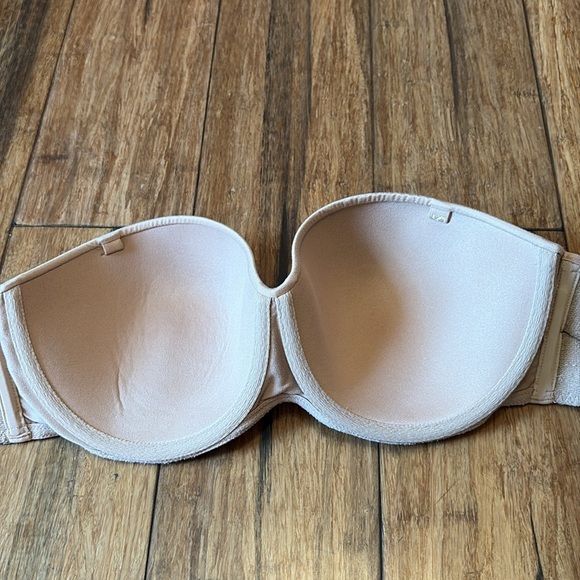 Victoria’ Secret Body By Victoria 32DD Lined Strapless Beige - Picture 4 of 8
